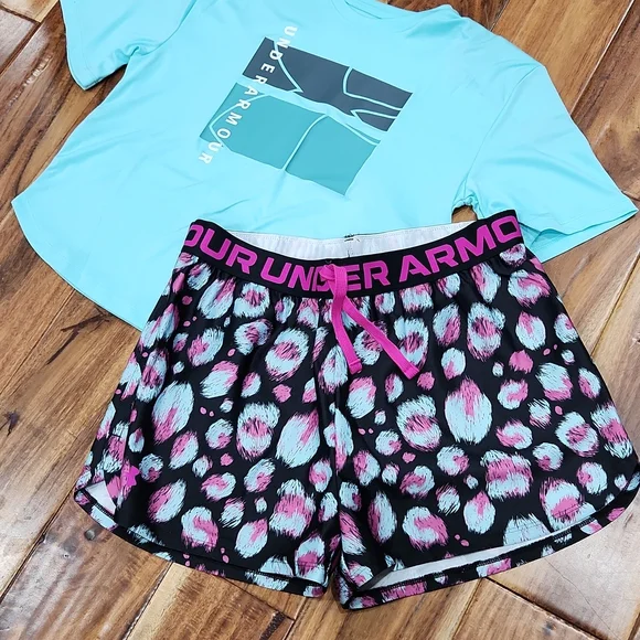 🆕️ Under Armour Short Set